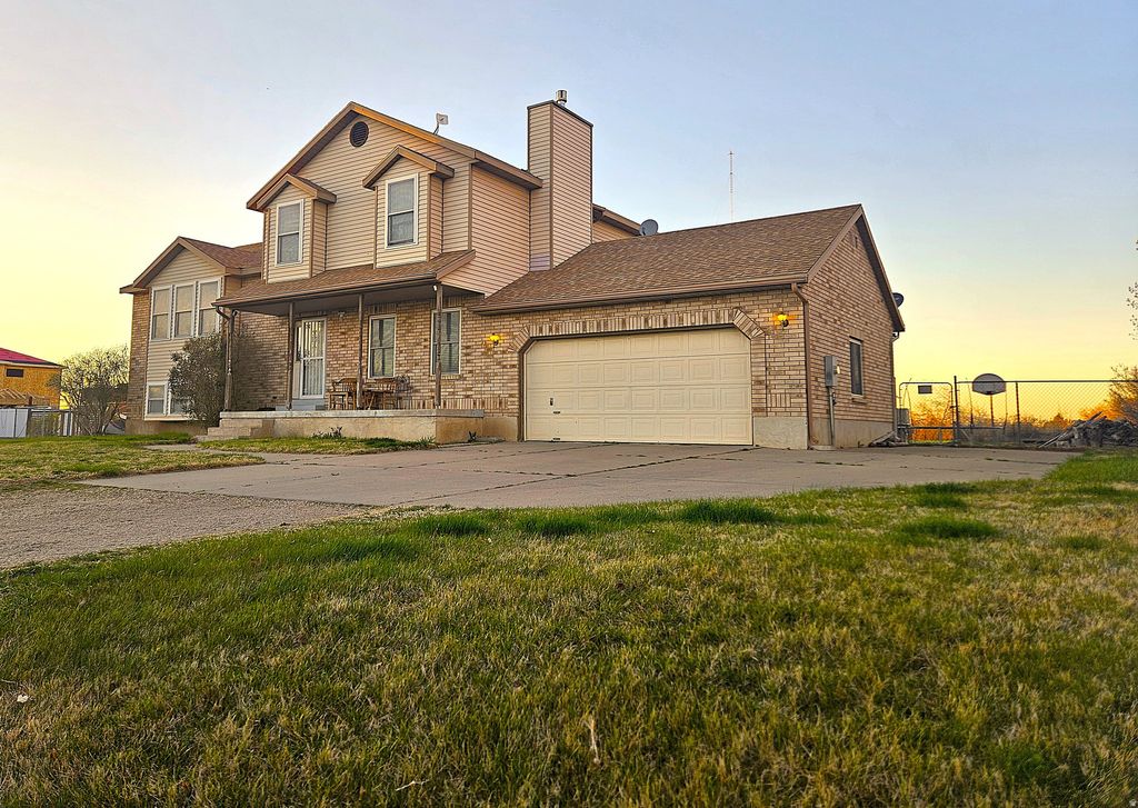 Photo of 4190 W 4275 S, West Haven, UT 84401 (MLS # 2145604)