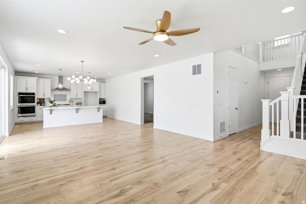 Photo of 2060 W 900 N, Layton, UT 84041 (MLS # 2169074)