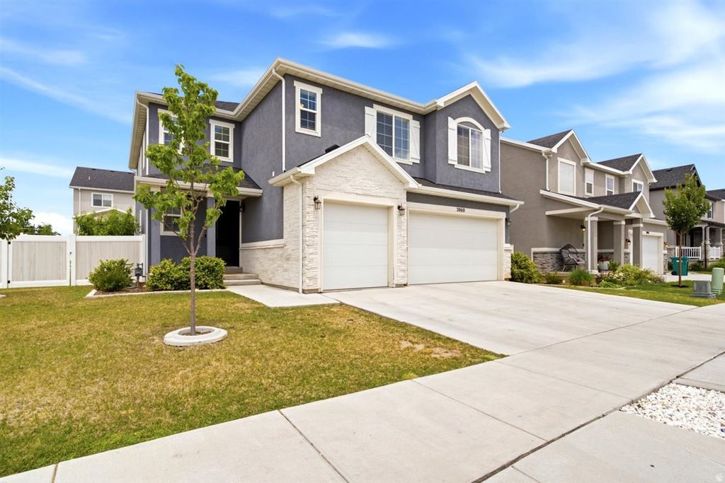 Photo of 2060 W 900 N, Layton, UT 84041 (MLS # 2169074)