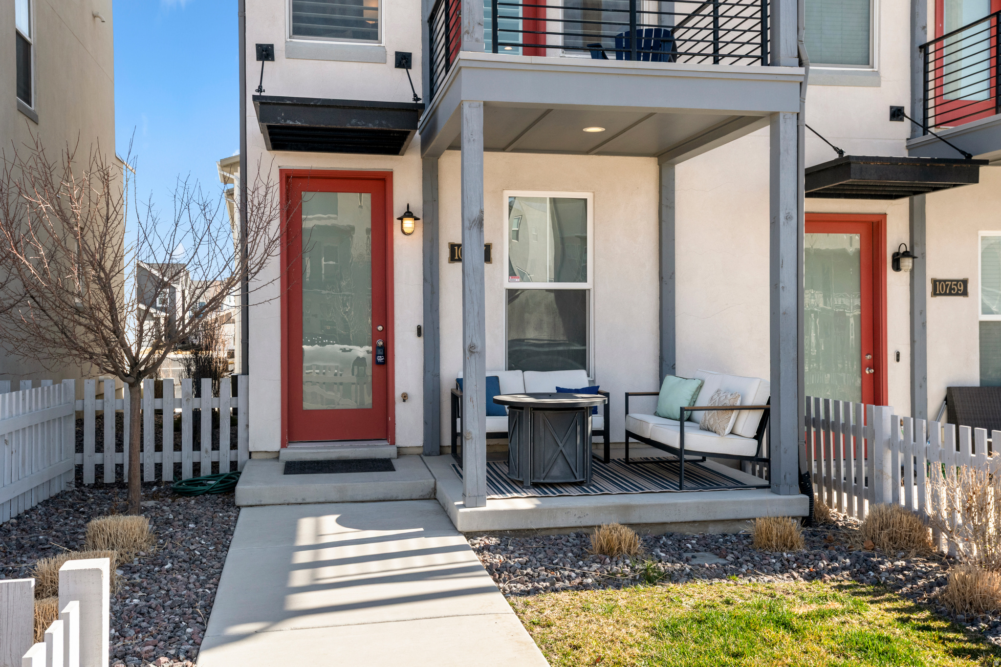 DAYBREAK - Residential