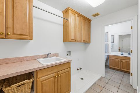 Tiny photo for 682 E 175 N, Lindon, UT 84042 (MLS # 2152871)