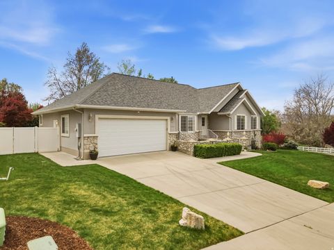 Tiny photo for 682 E 175 N, Lindon, UT 84042 (MLS # 2152871)