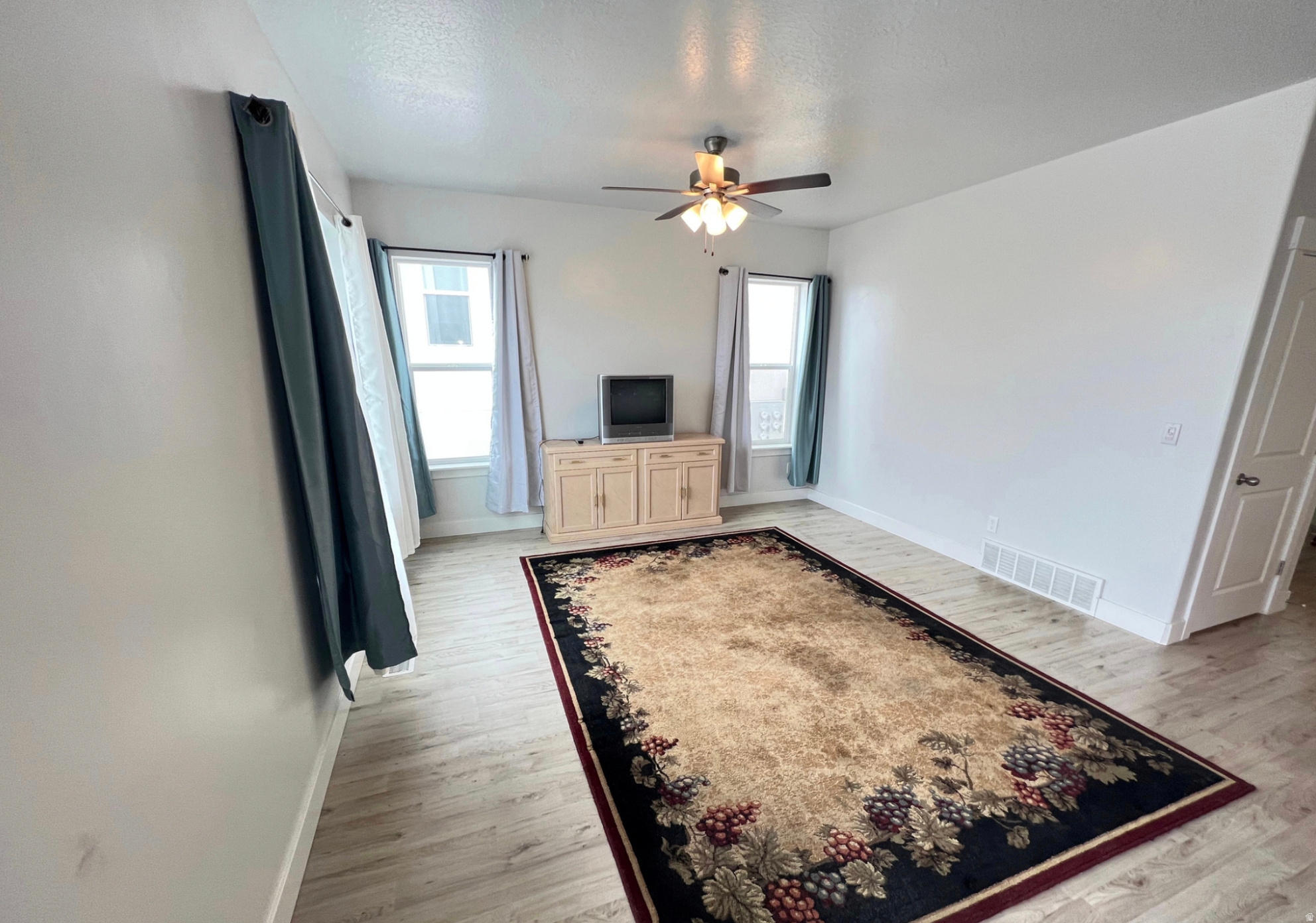 BRINGHURST STATION - Residential Lease