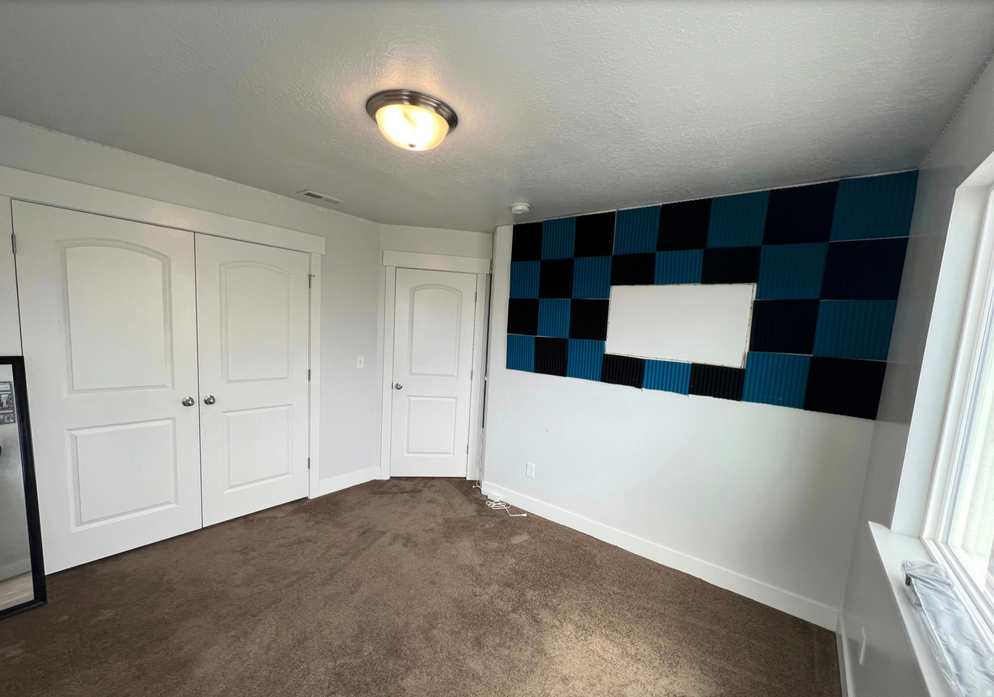 BRINGHURST STATION - Residential Lease