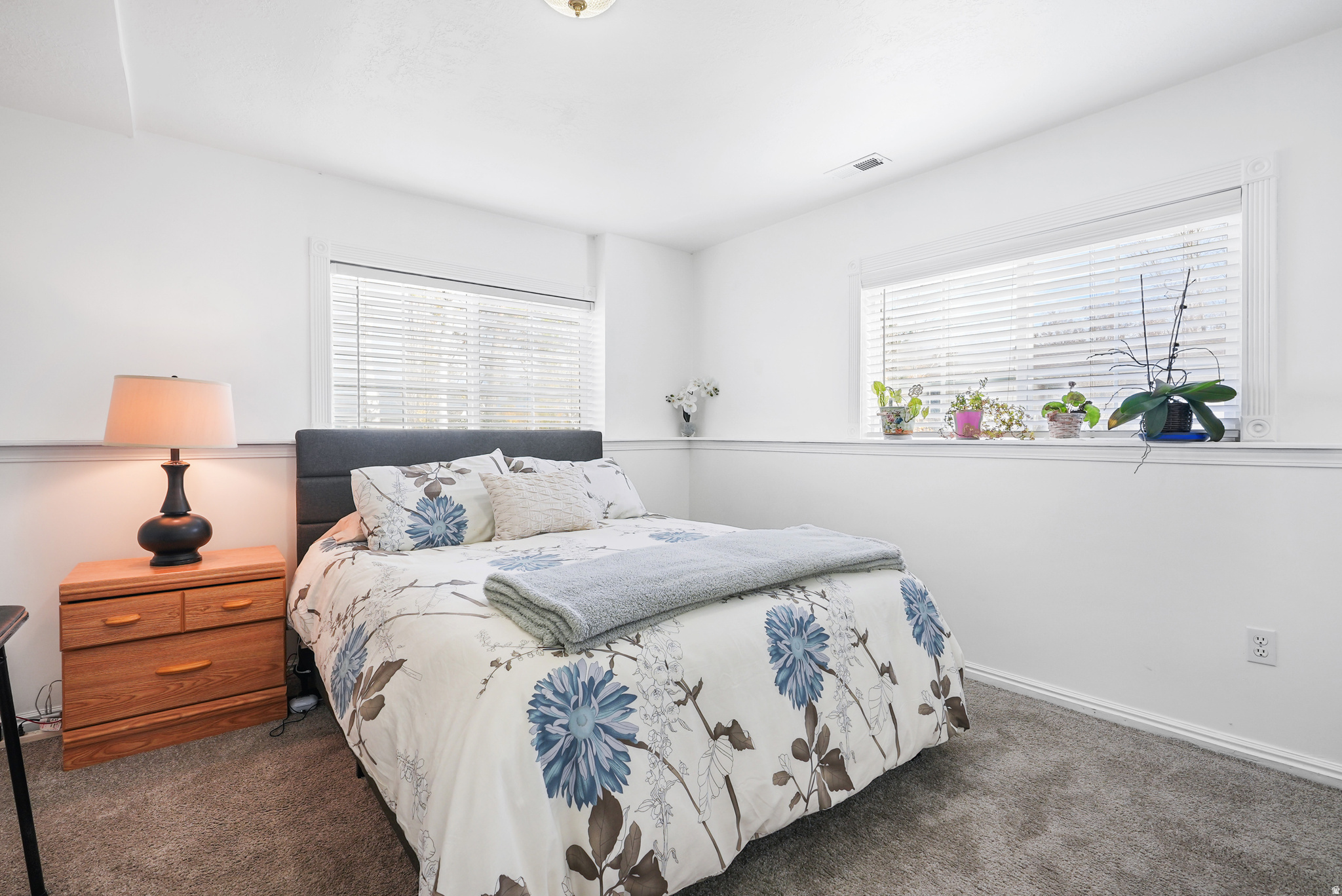 FOOTHILLS - Residential