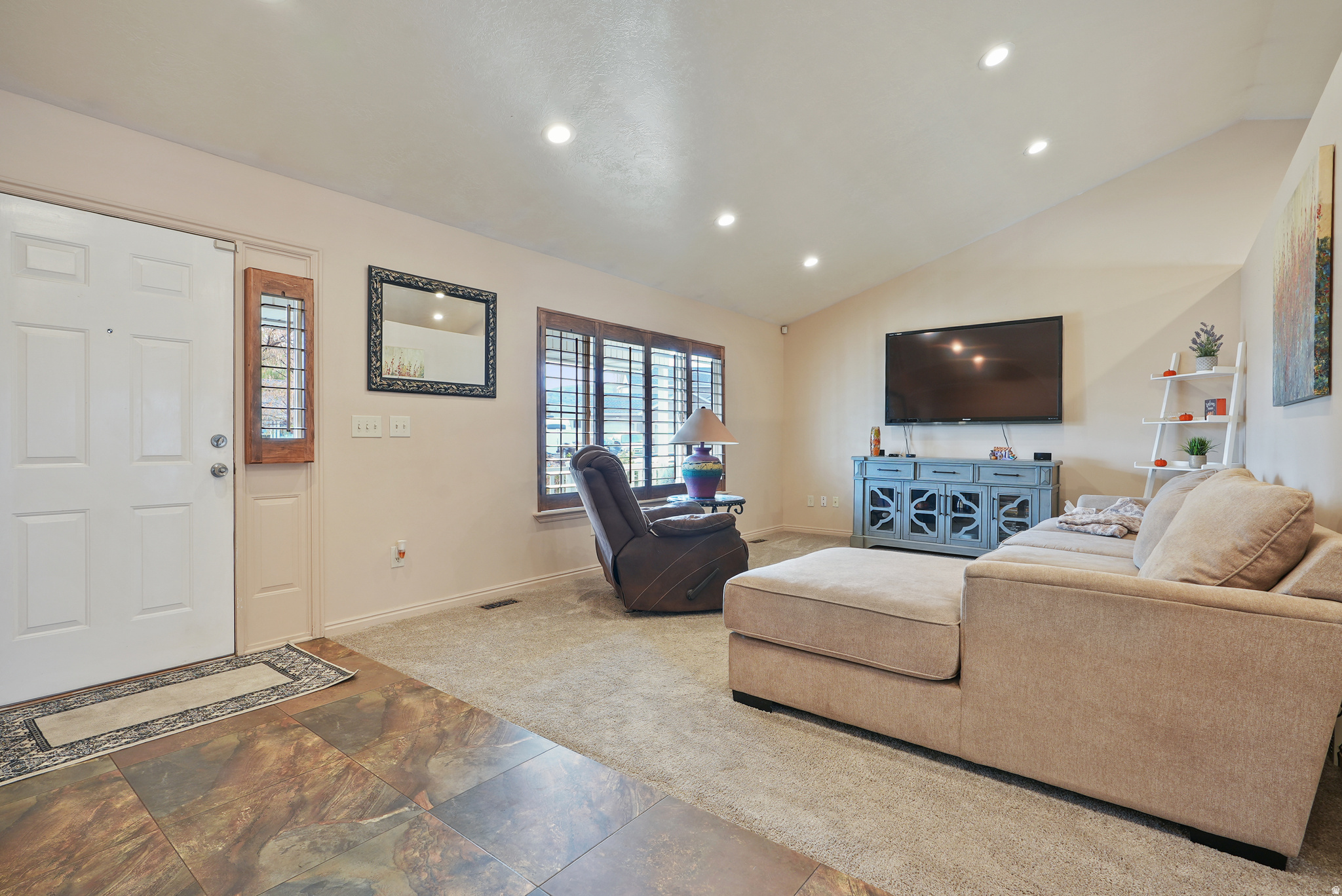 FOOTHILLS - Residential