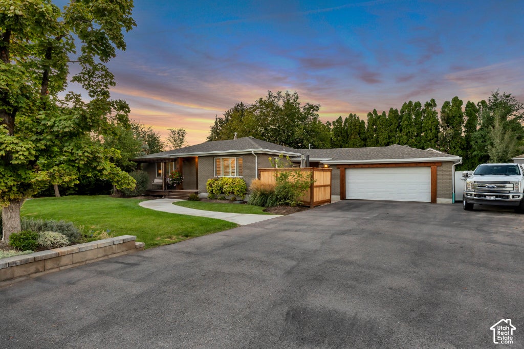 Photo of 425 E 400 N, Bountiful, UT 84010 (MLS # 2187418)