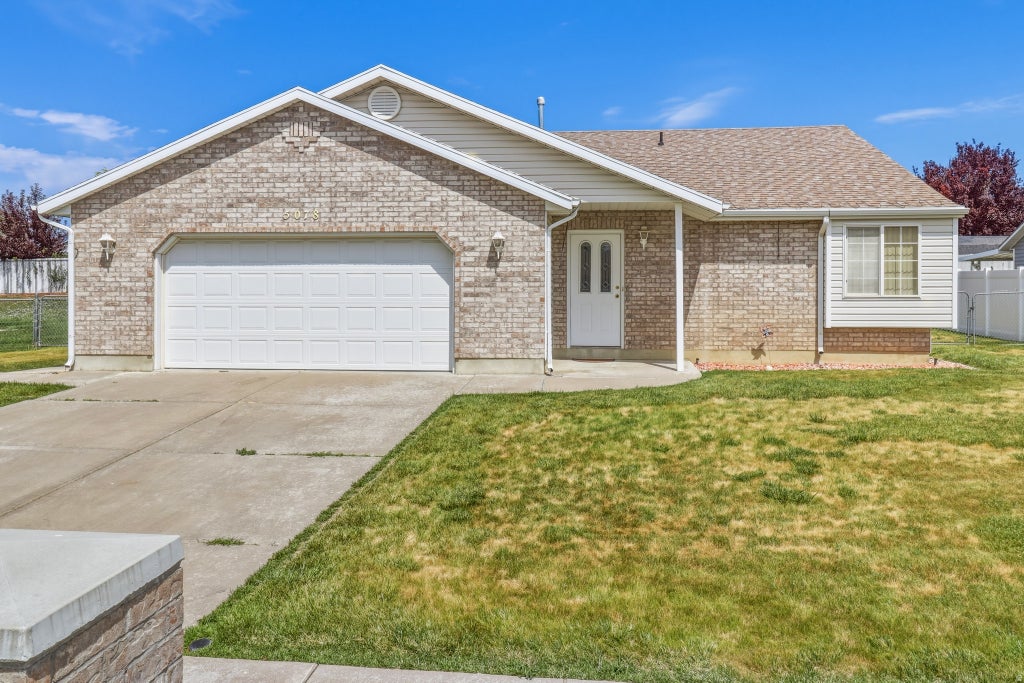 Photo of 5078 S 3425 W, Roy, UT 84067 (MLS # 2167652)