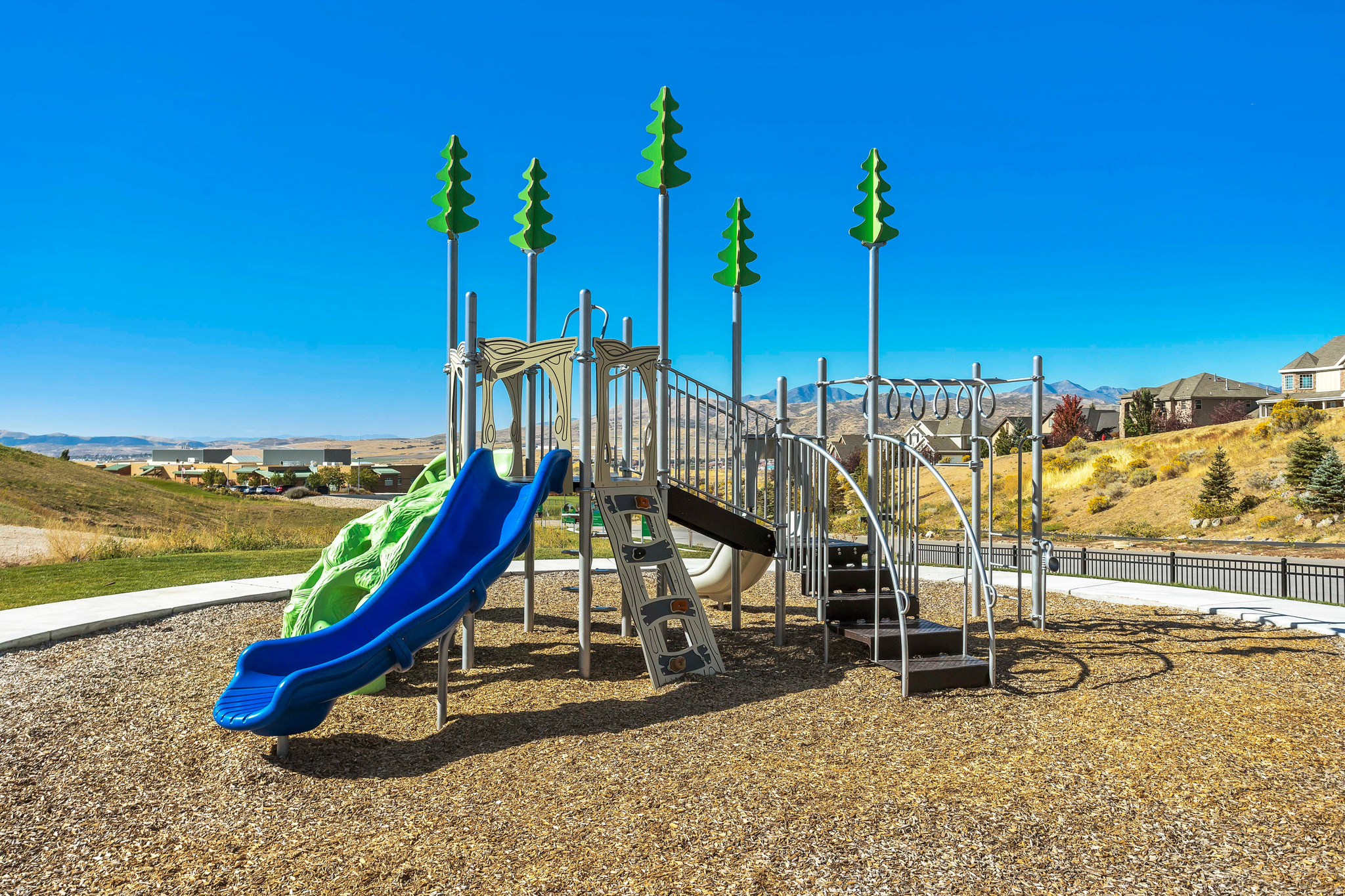 CANYON TRAIL - Residential