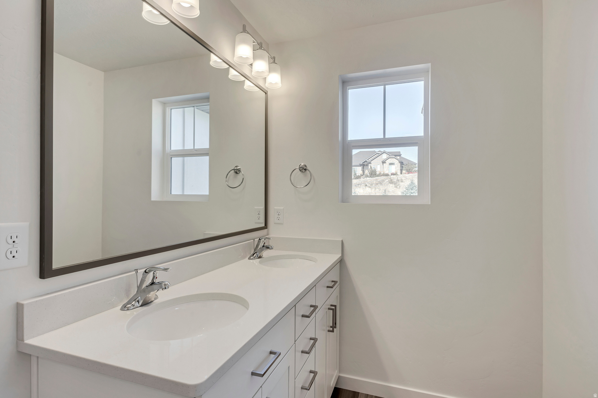 CANYON TRAIL - Residential