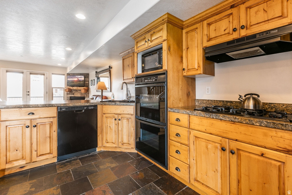 MOOSE HOLLOW - Residential