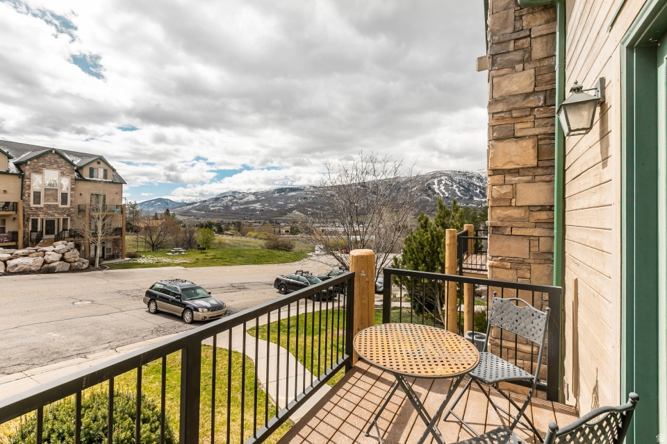 MOOSE HOLLOW - Residential