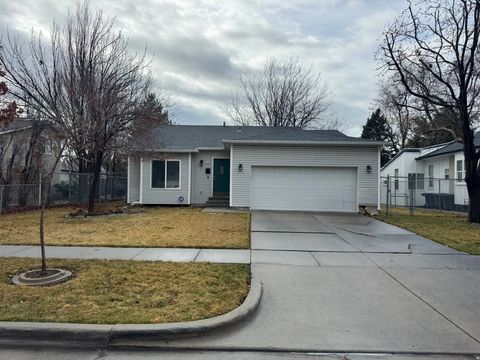Photo of 368 E HUBBARD AVE, Salt Lake City, UT 84111 (MLS # 2139685)