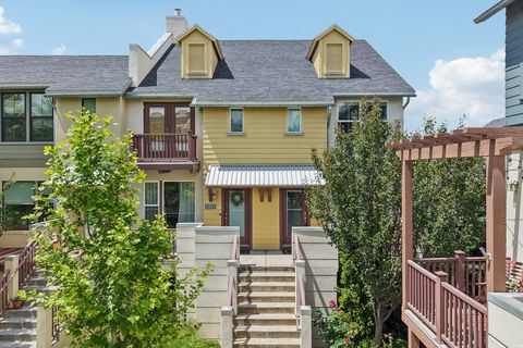 Townhouse For Sale - 11391 S Oswego Ln<br/> South Jordan, UT 84009