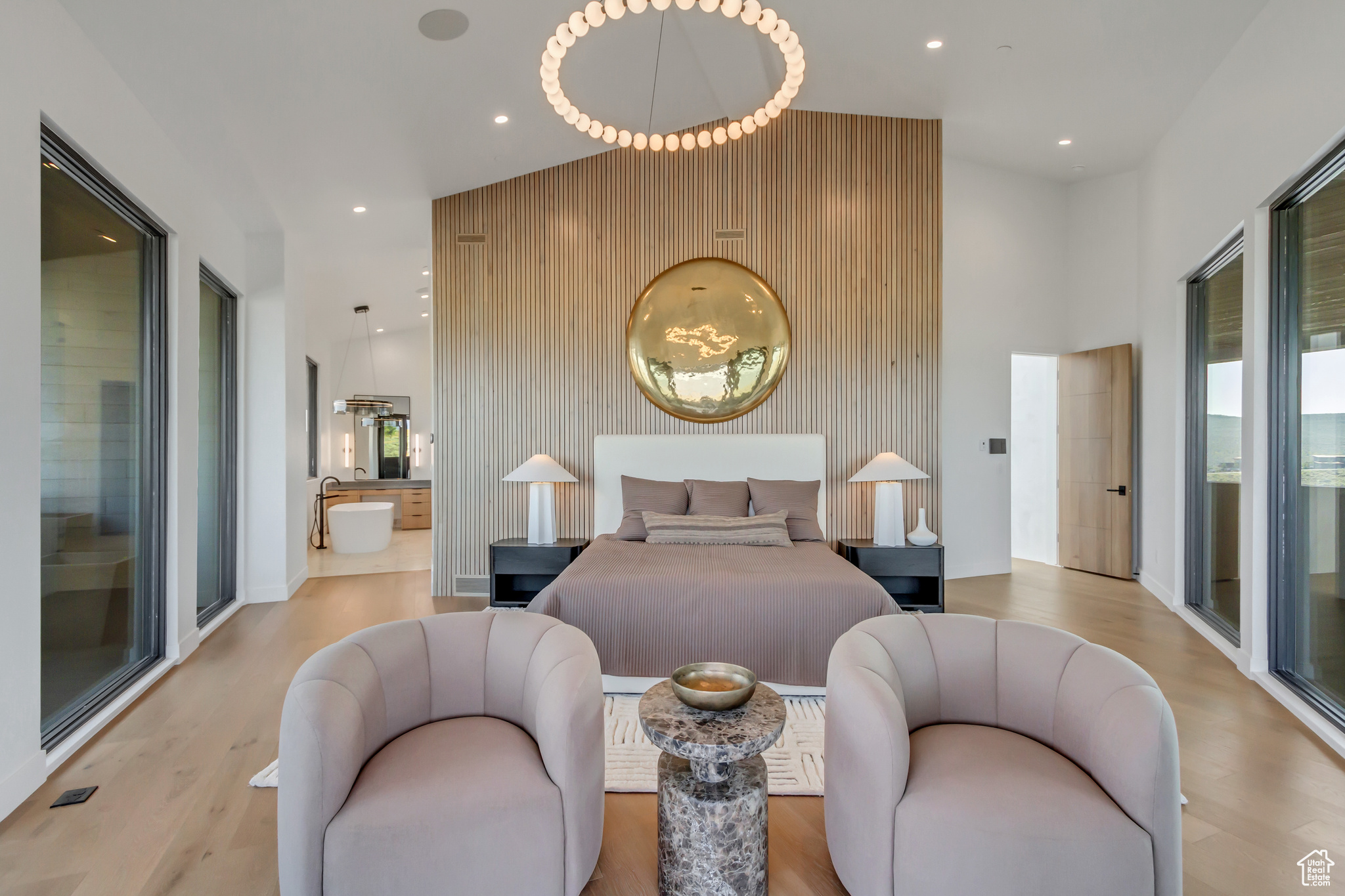PROMONTORY PAINTED SHORES - Residential