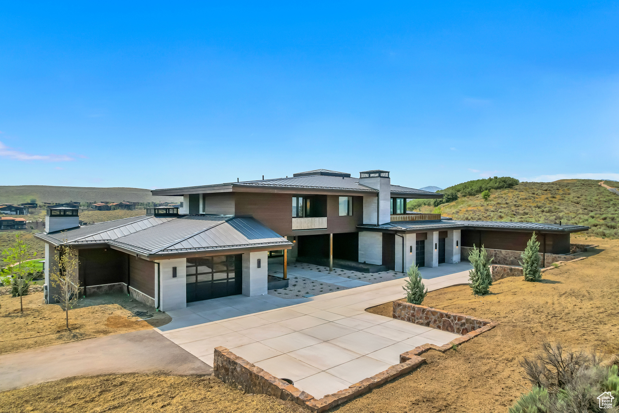 PROMONTORY PAINTED SHORES - Residential