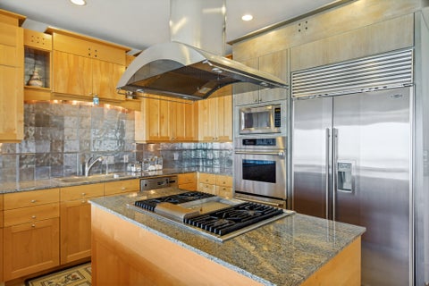 Tiny photo for 1064 S WATERSIDE DR, Saratoga Springs, UT 84045 (MLS # 2166528)