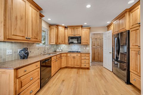 Tiny photo for 5196 W HAMPTON CT, Highland, UT 84003 (MLS # 2144679)