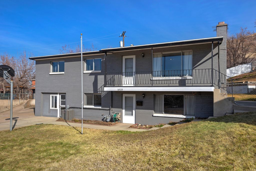 Photo of 1023 E 800 N, Bountiful, UT 84010 (MLS # 2136504)