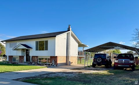 Tiny photo for 3475 W 2200 S, Syracuse, UT 84075 (MLS # 2115751)