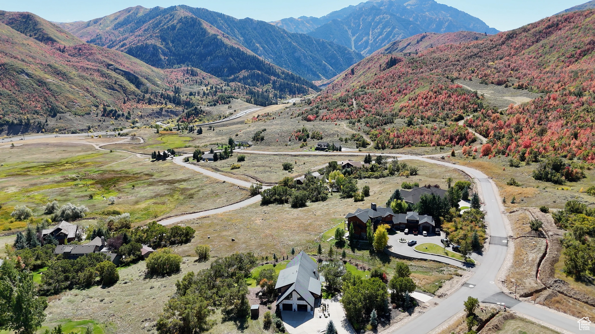 CANYON MEADOWS - Land