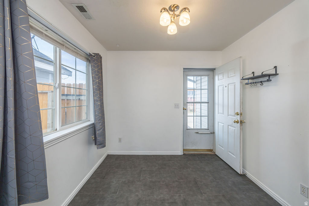 VICTORIAN VILLAGE - Residential