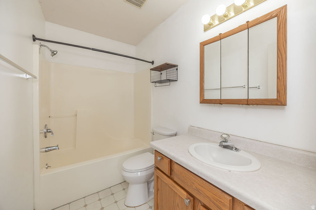 VICTORIAN VILLAGE - Residential