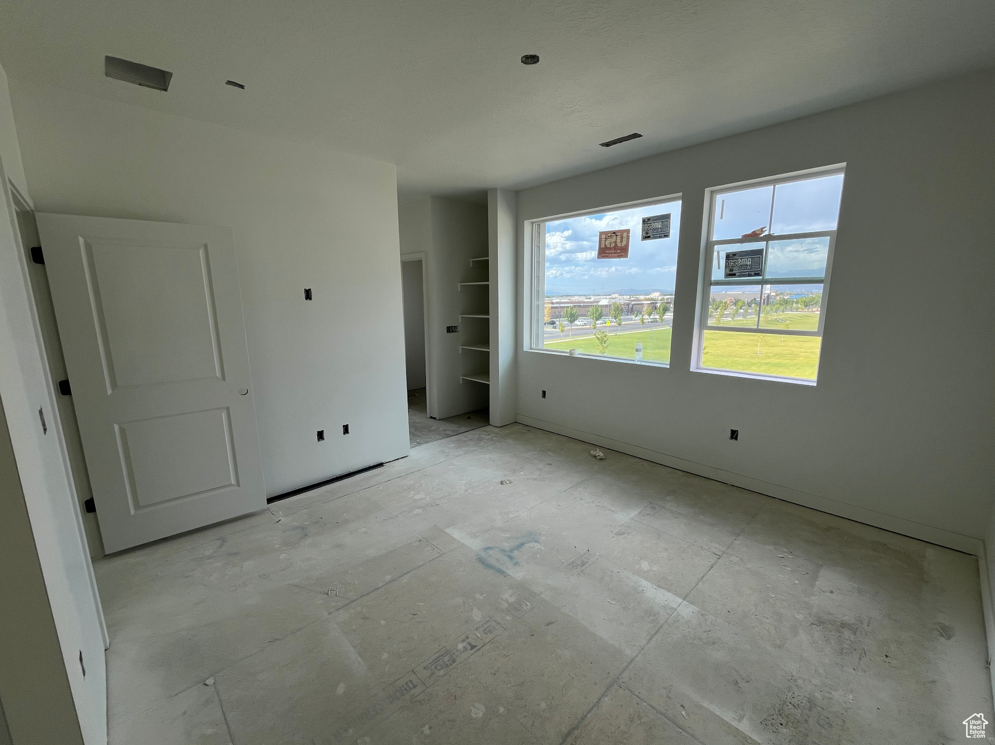HUNTINGTON RANCH - Residential Income