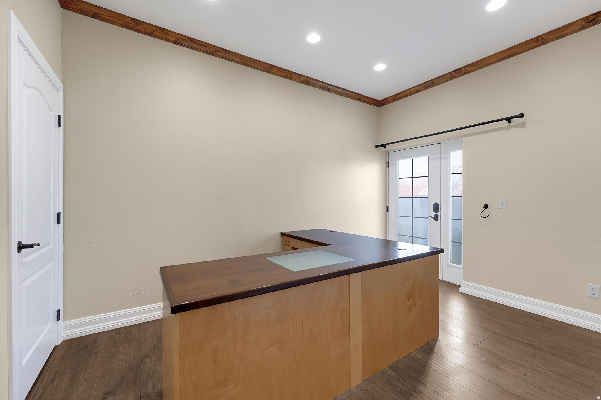 LAKE MOUNTAIN ESTATE - Residential