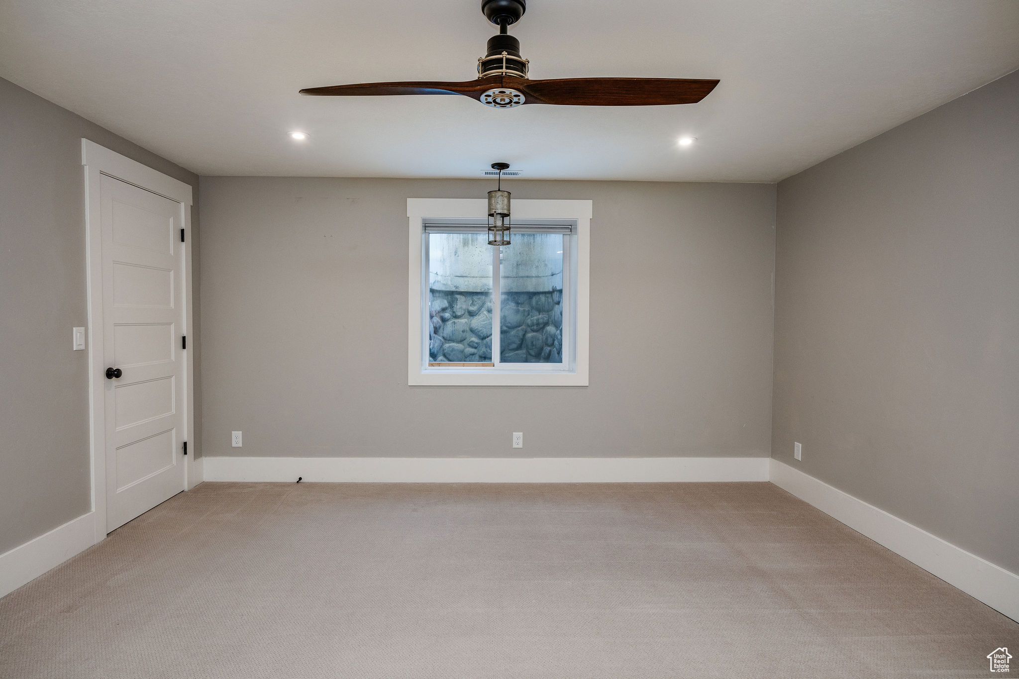 FOOTHILL HEIGHTS - Residential Lease