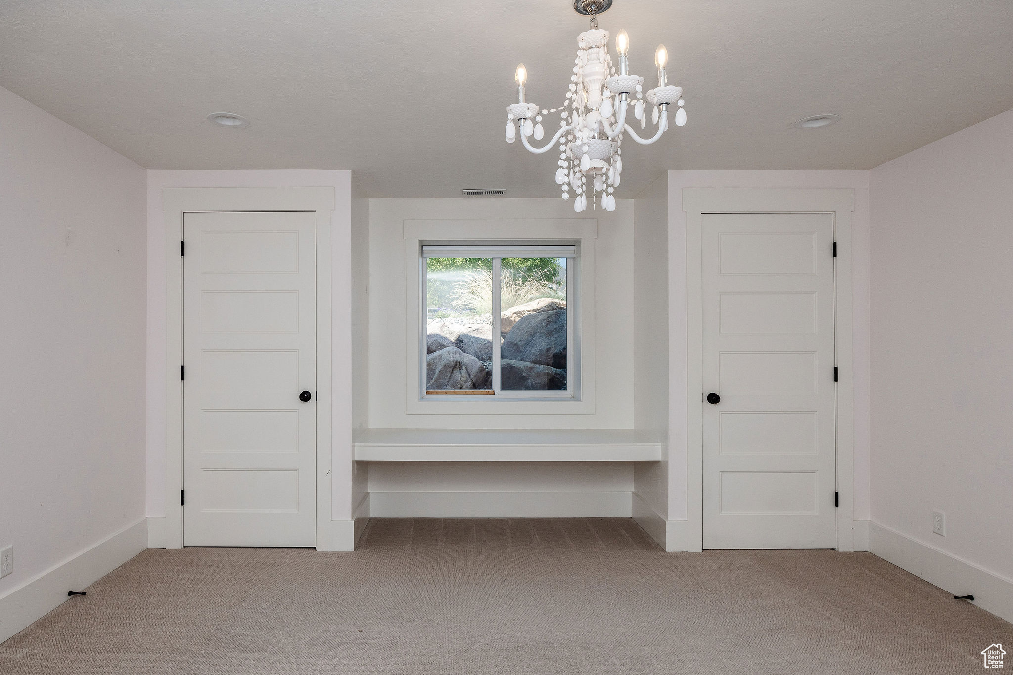 FOOTHILL HEIGHTS - Residential Lease