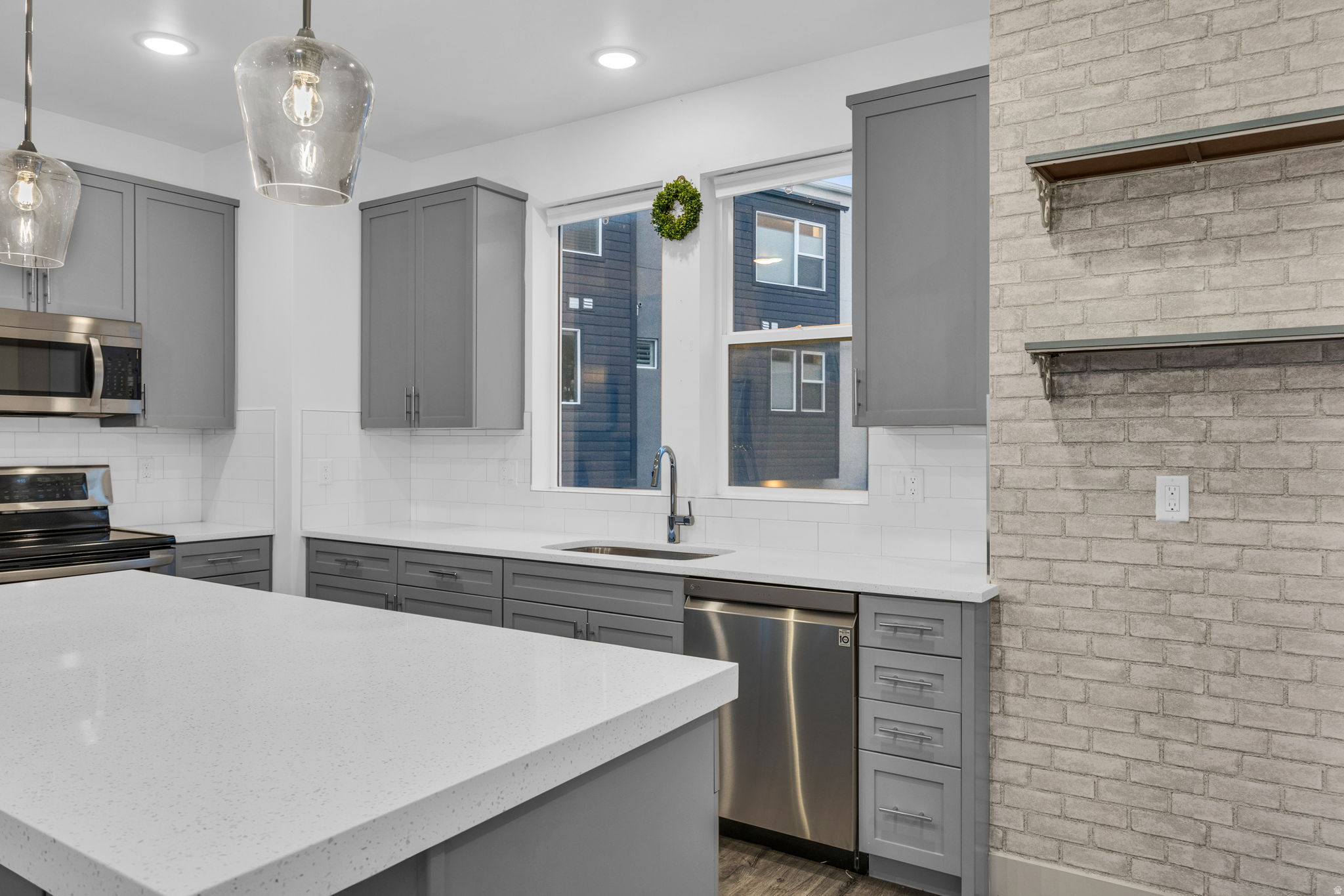 DAYBREAK - Residential Lease