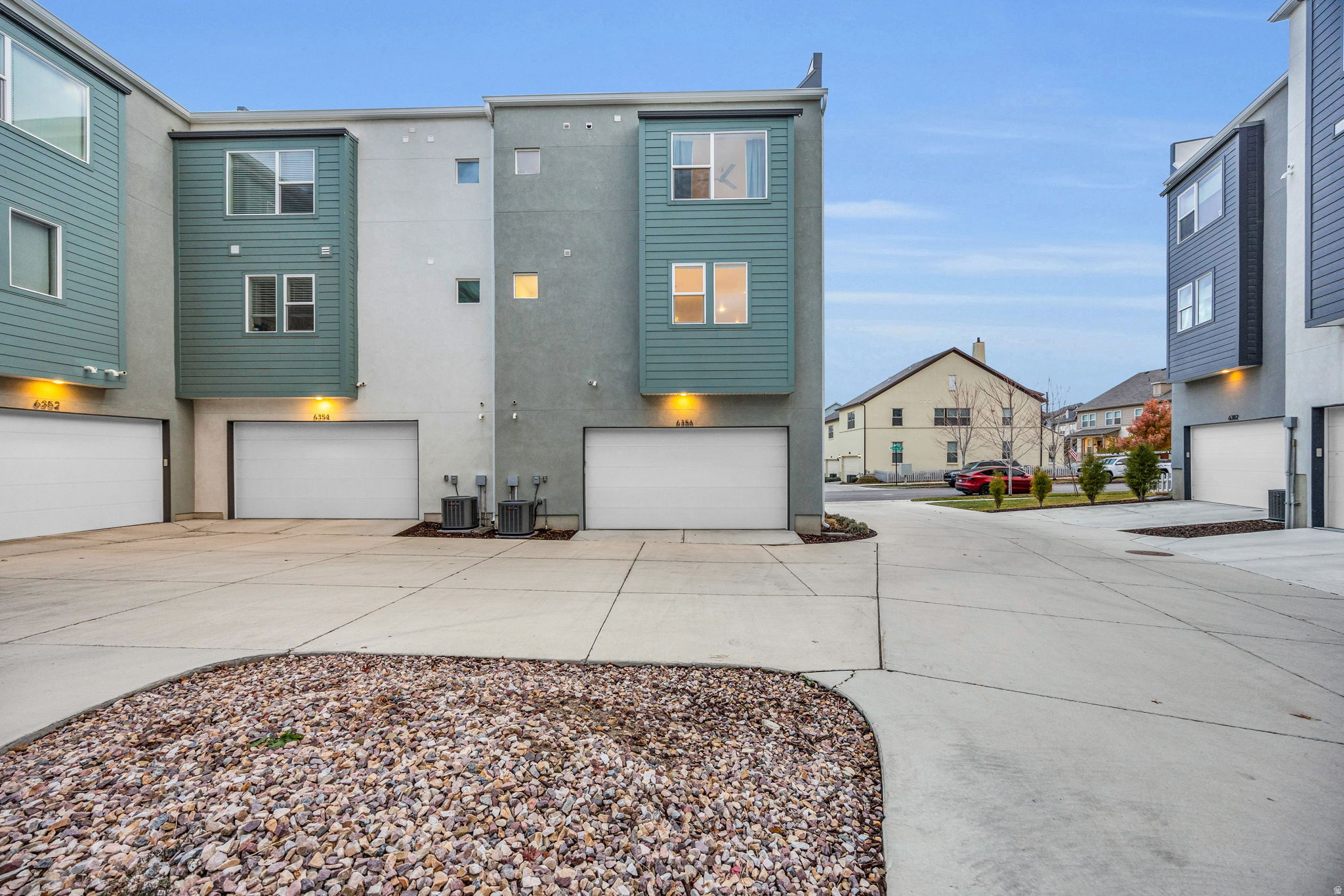 DAYBREAK - Residential Lease