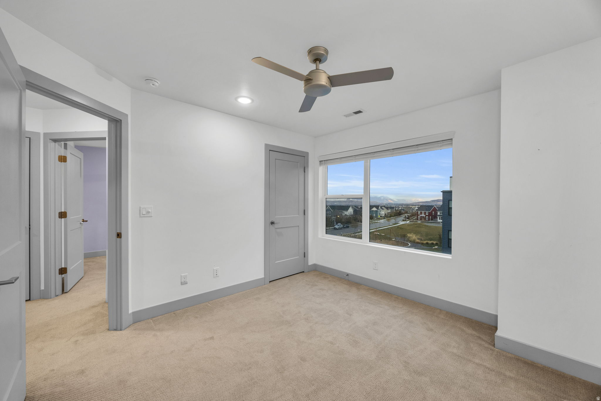 DAYBREAK - Residential Lease