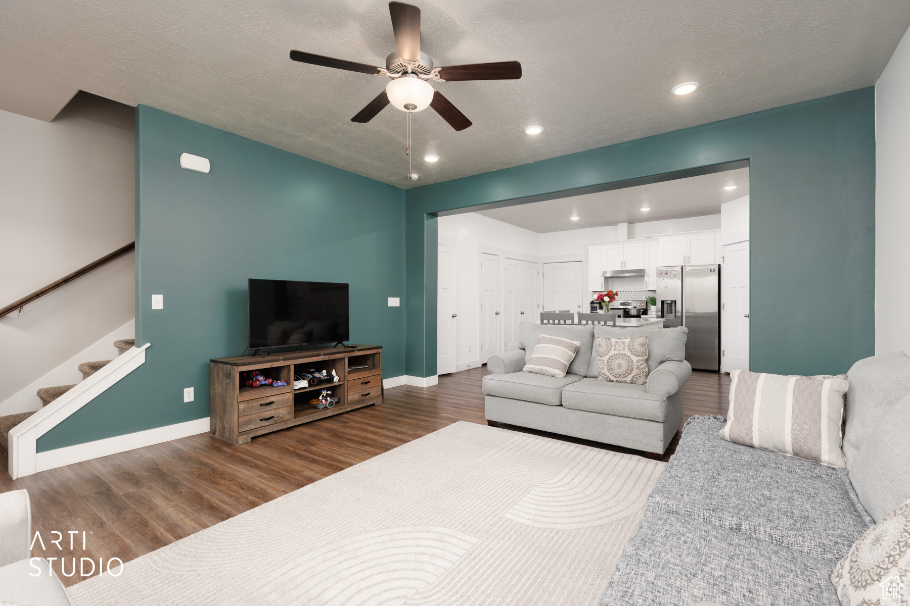 TRIAL HEAD - Residential