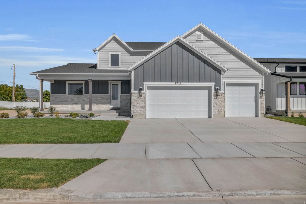 Photo for 2721 S ALLISON WAY, Syracuse, UT 84075 (MLS # 2132420)
