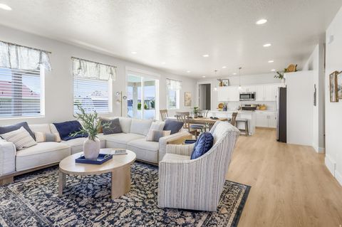 Tiny photo for 2721 S ALLISON WAY, Syracuse, UT 84075 (MLS # 2132420)