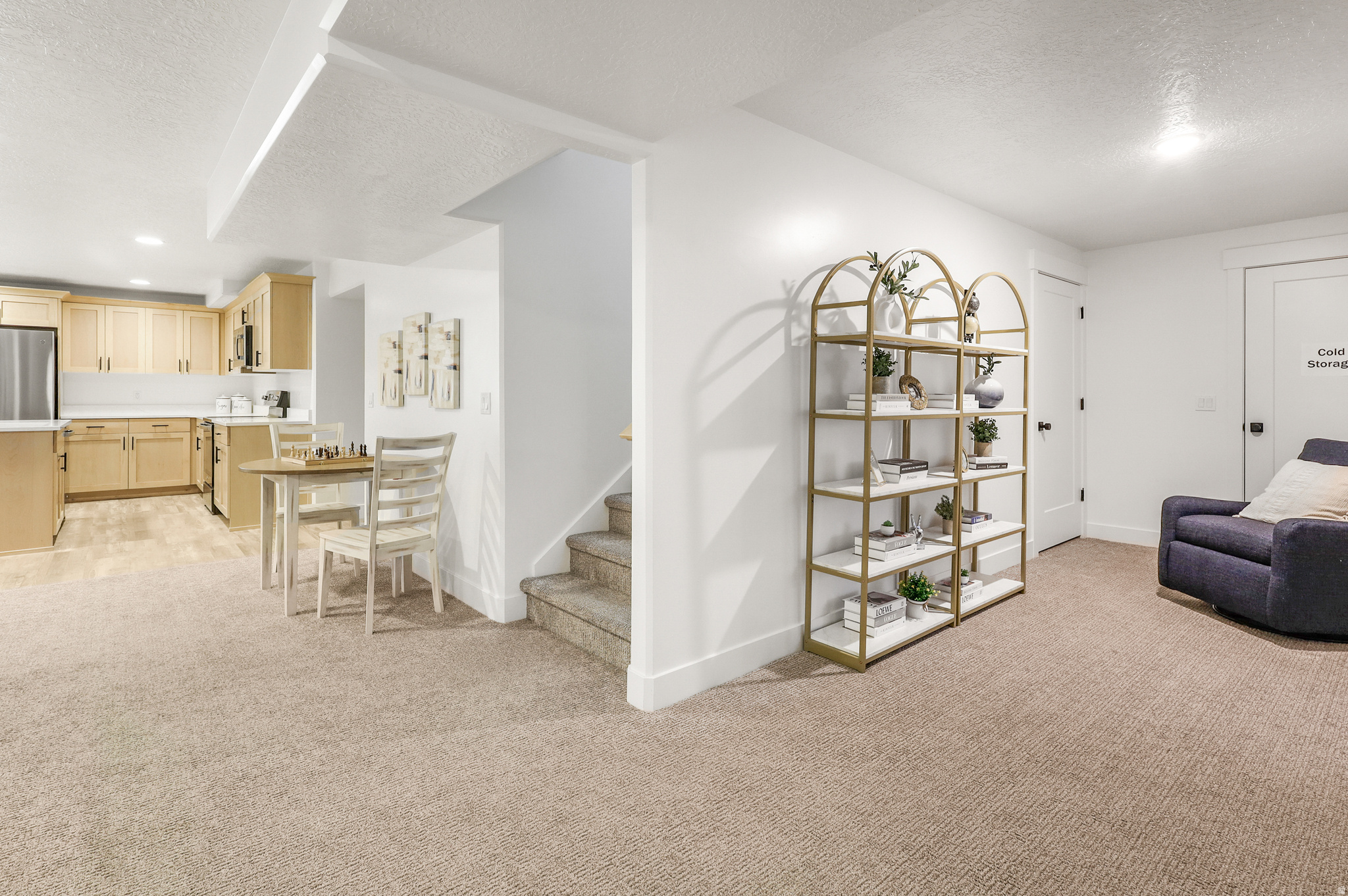 RC'S PARKWEST - Residential