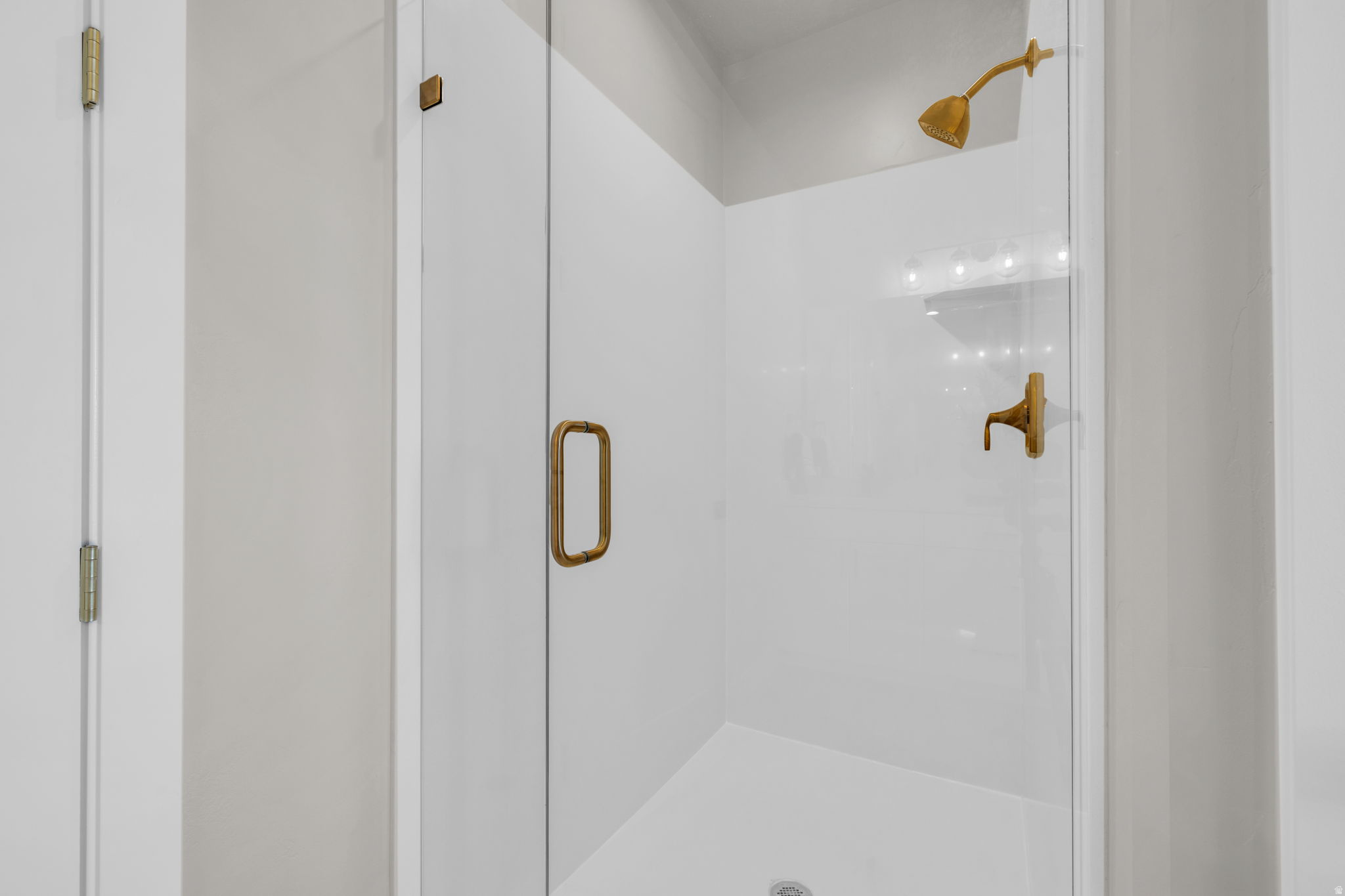 RC'S PARKWEST - Residential