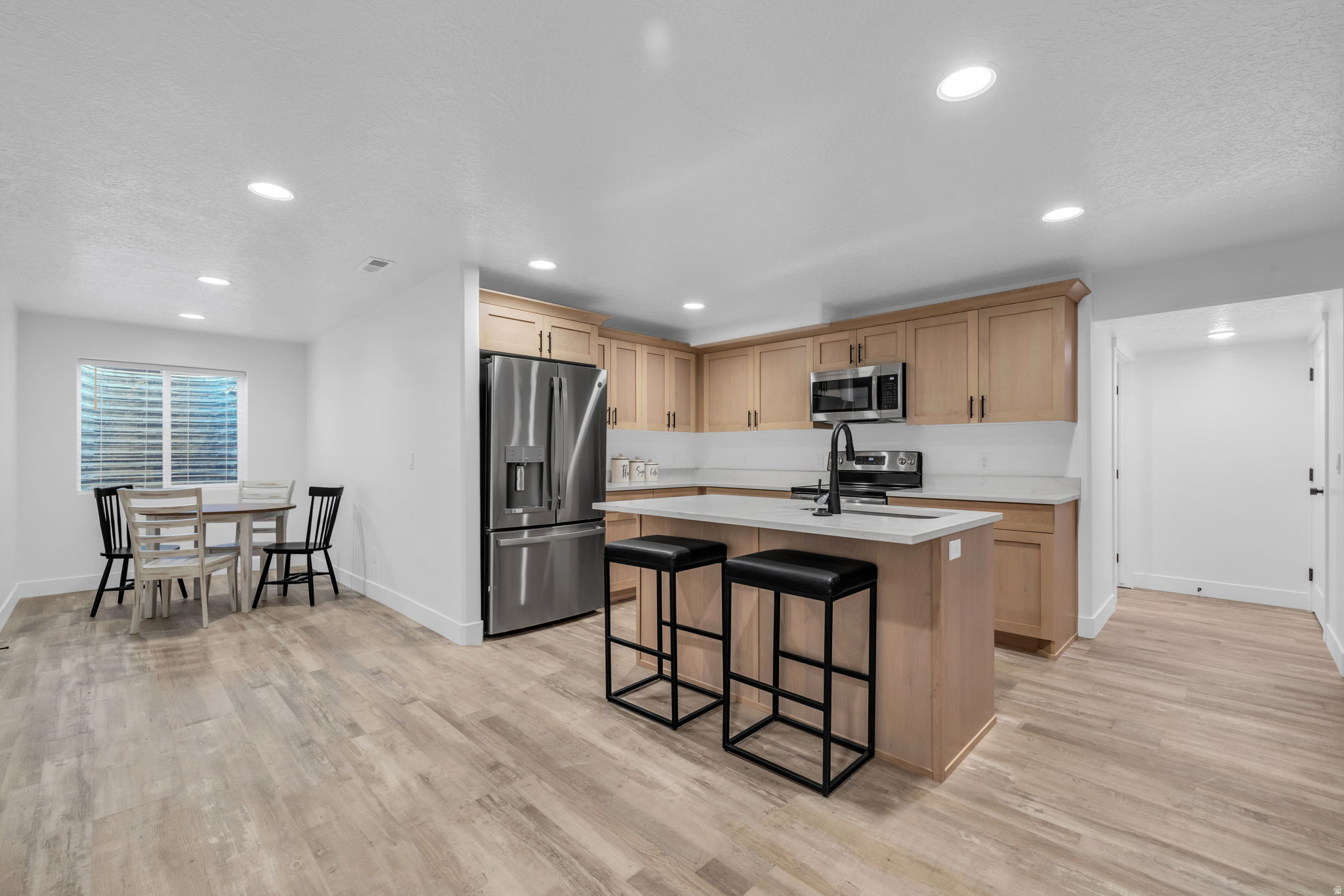 RC'S PARKWEST - Residential