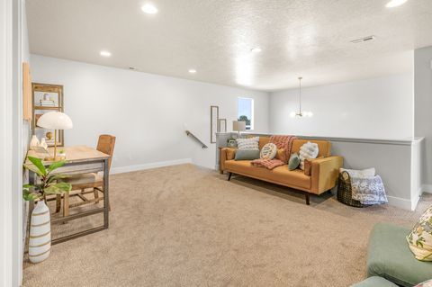 Tiny photo for 2721 S ALLISON WAY, Syracuse, UT 84075 (MLS # 2132420)
