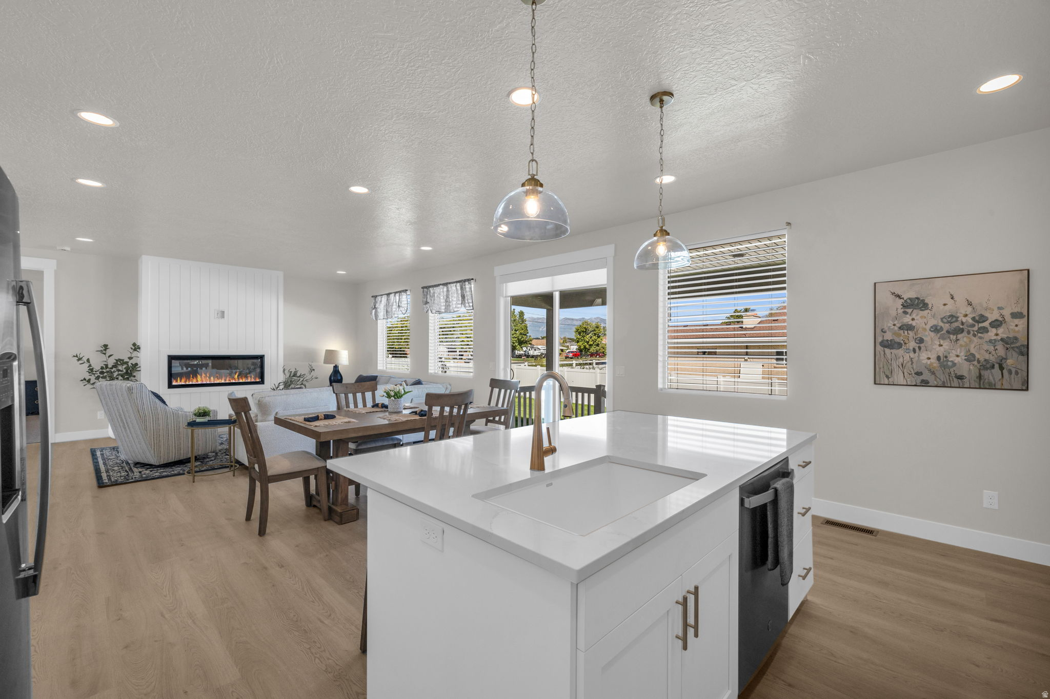 RC'S PARKWEST - Residential