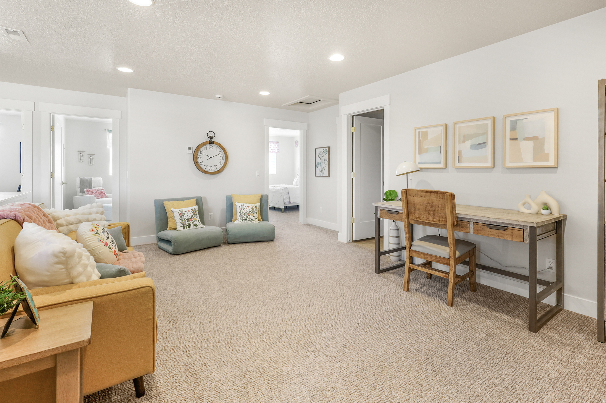 RC'S PARKWEST - Residential