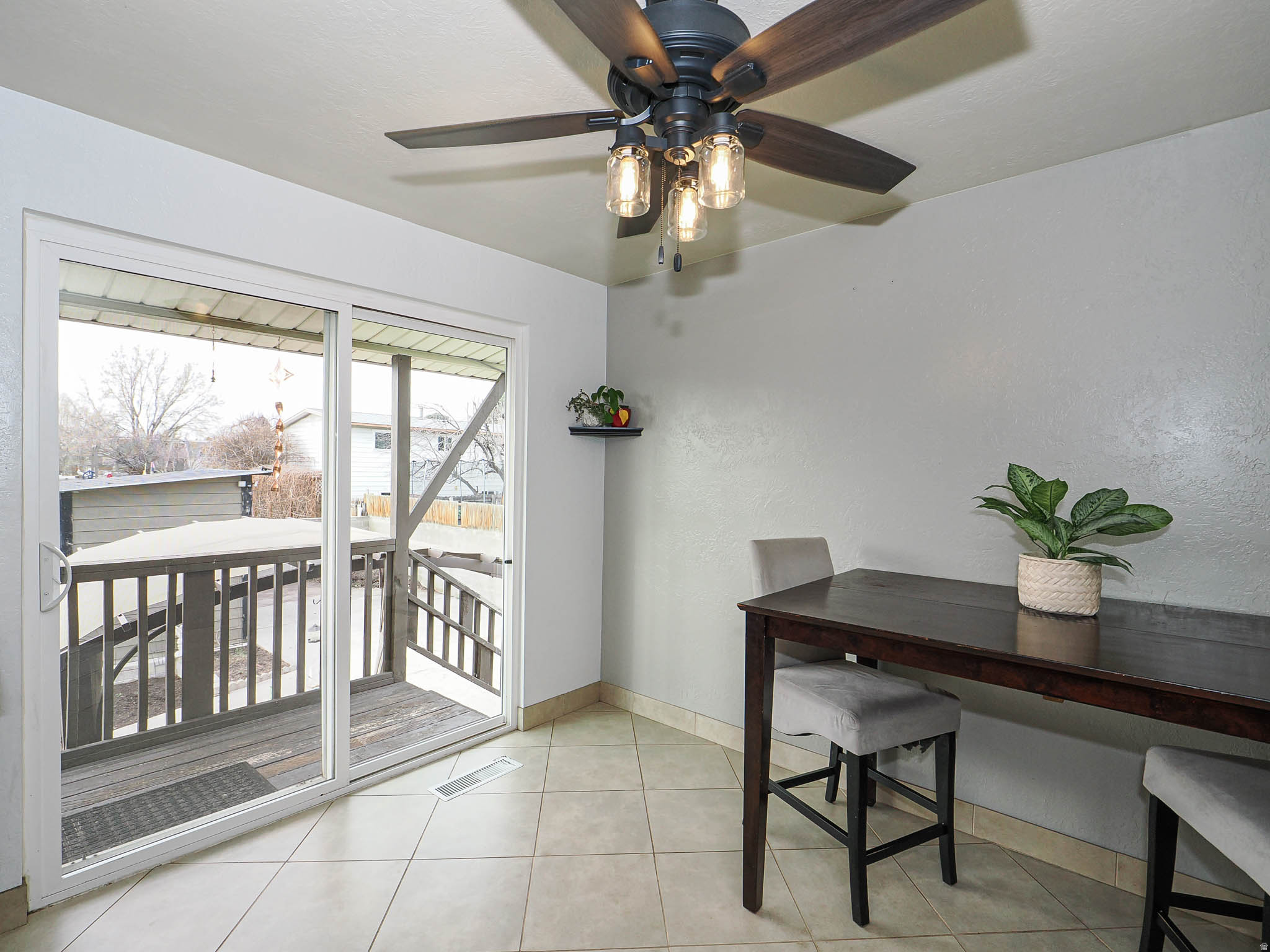 DIXIE VALLEY - Residential