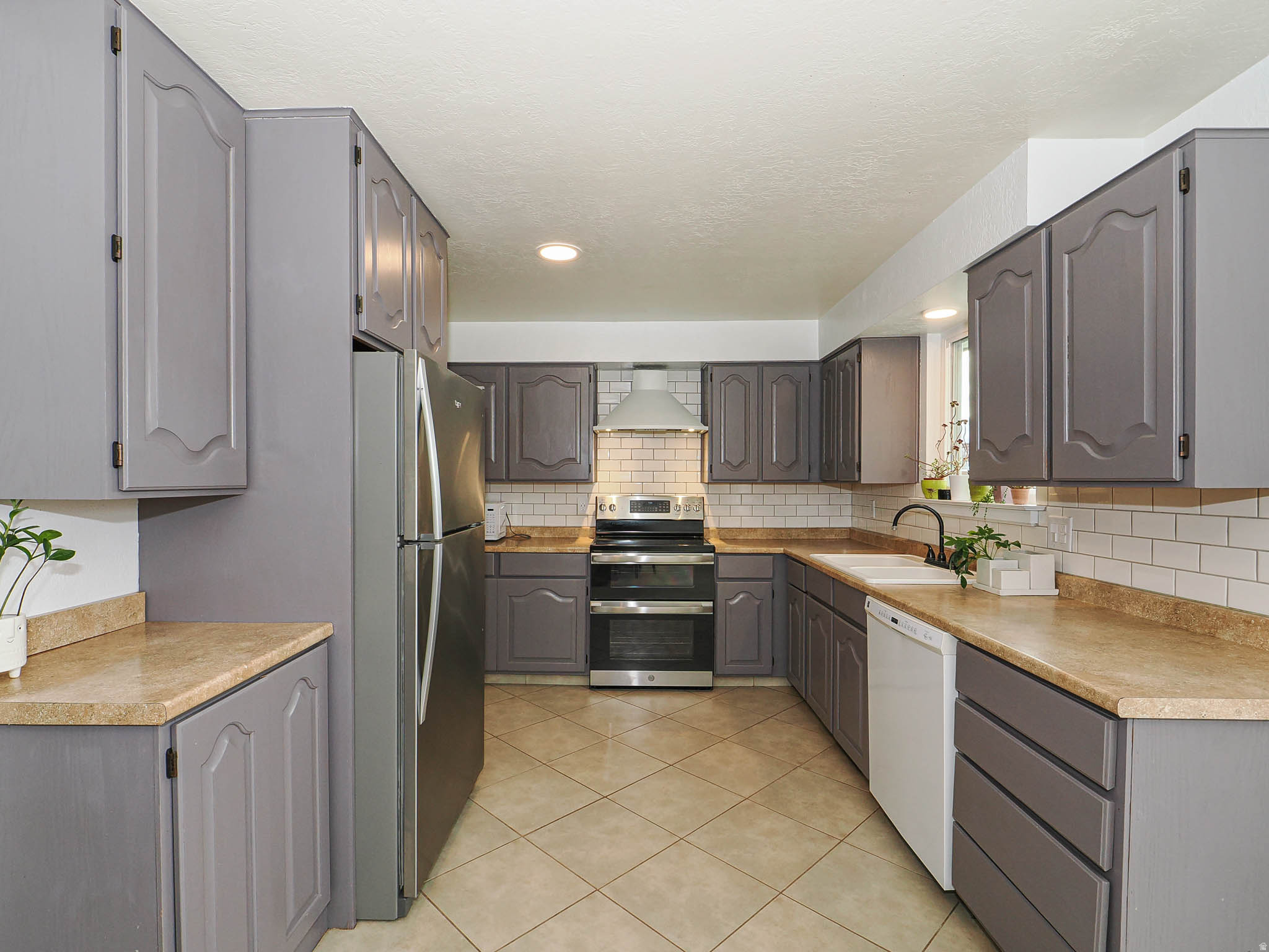 DIXIE VALLEY - Residential