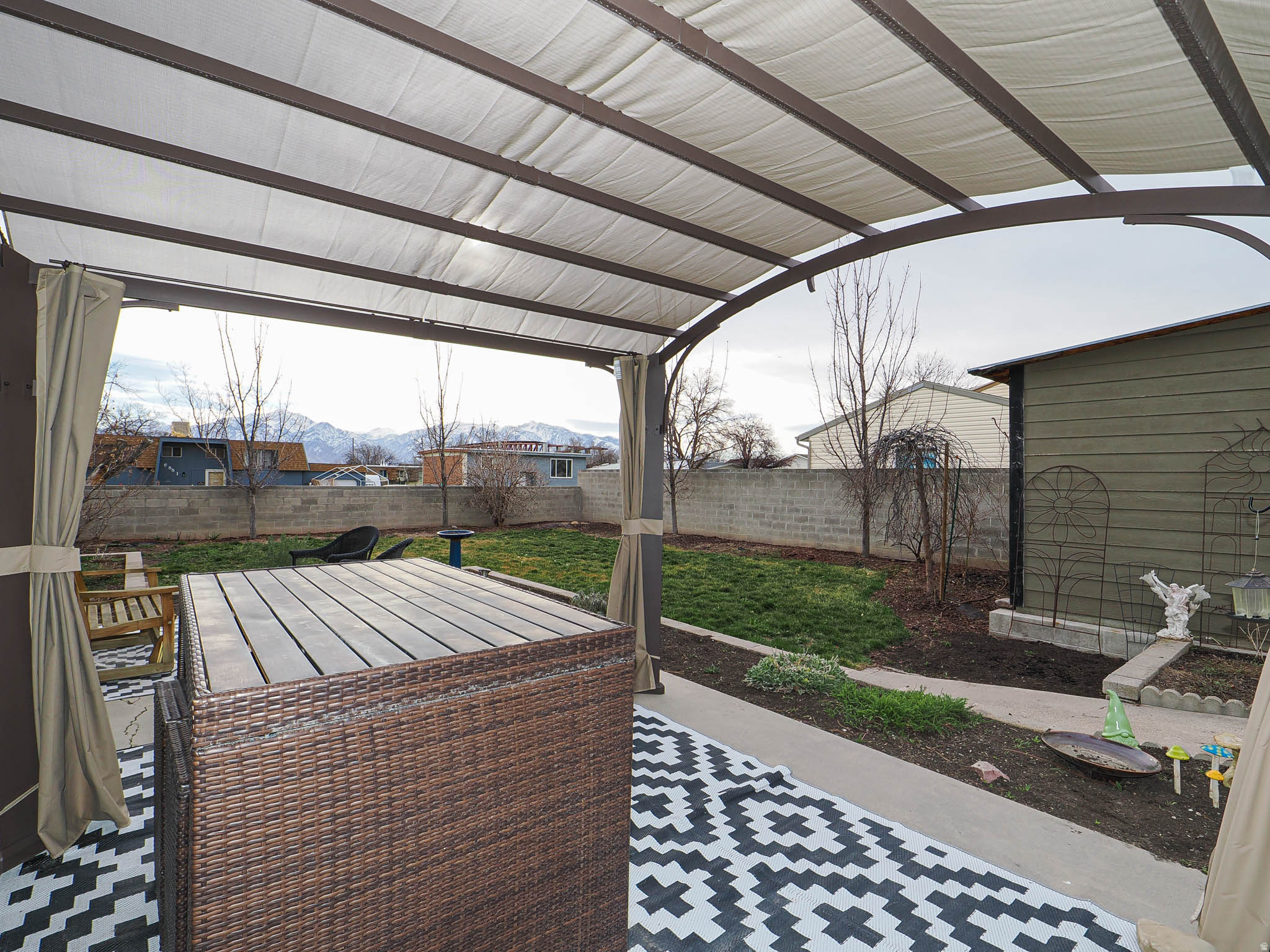 DIXIE VALLEY - Residential