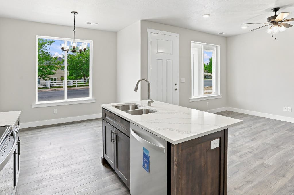 Photo of 813 S 270 E #3, Smithfield, UT 84335 (MLS # 2177571)