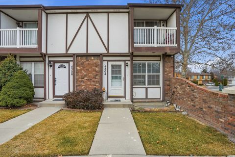 Photo of 4304 S ABBY CT, Taylorsville, UT 84123 (MLS # 2137439)