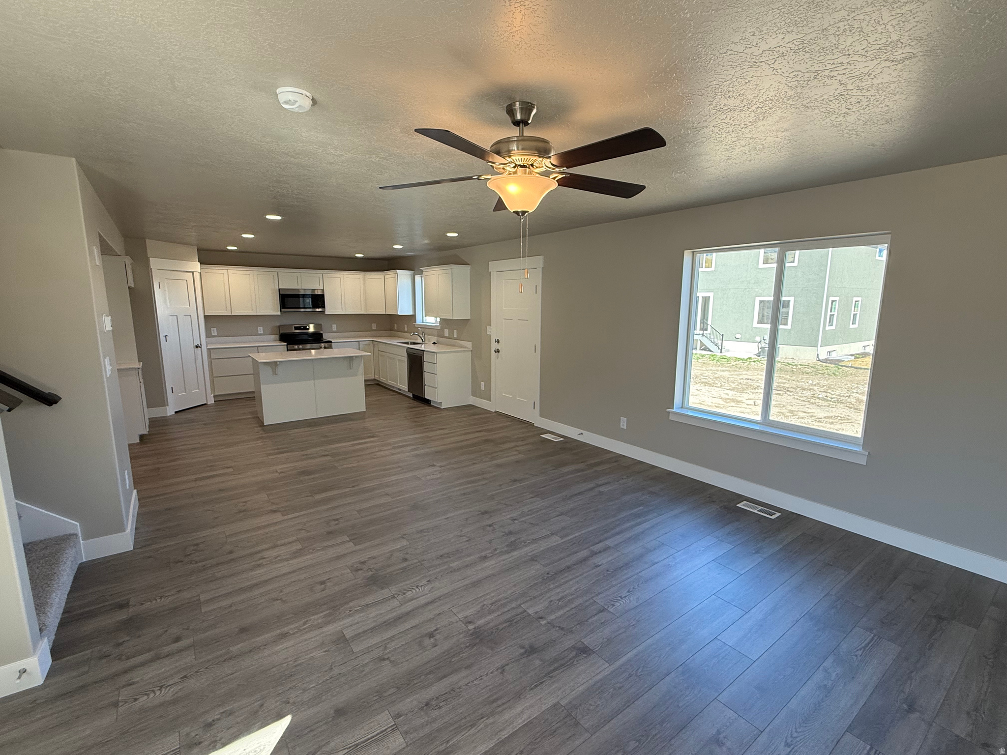 TIMBER RANCH - Residential Income