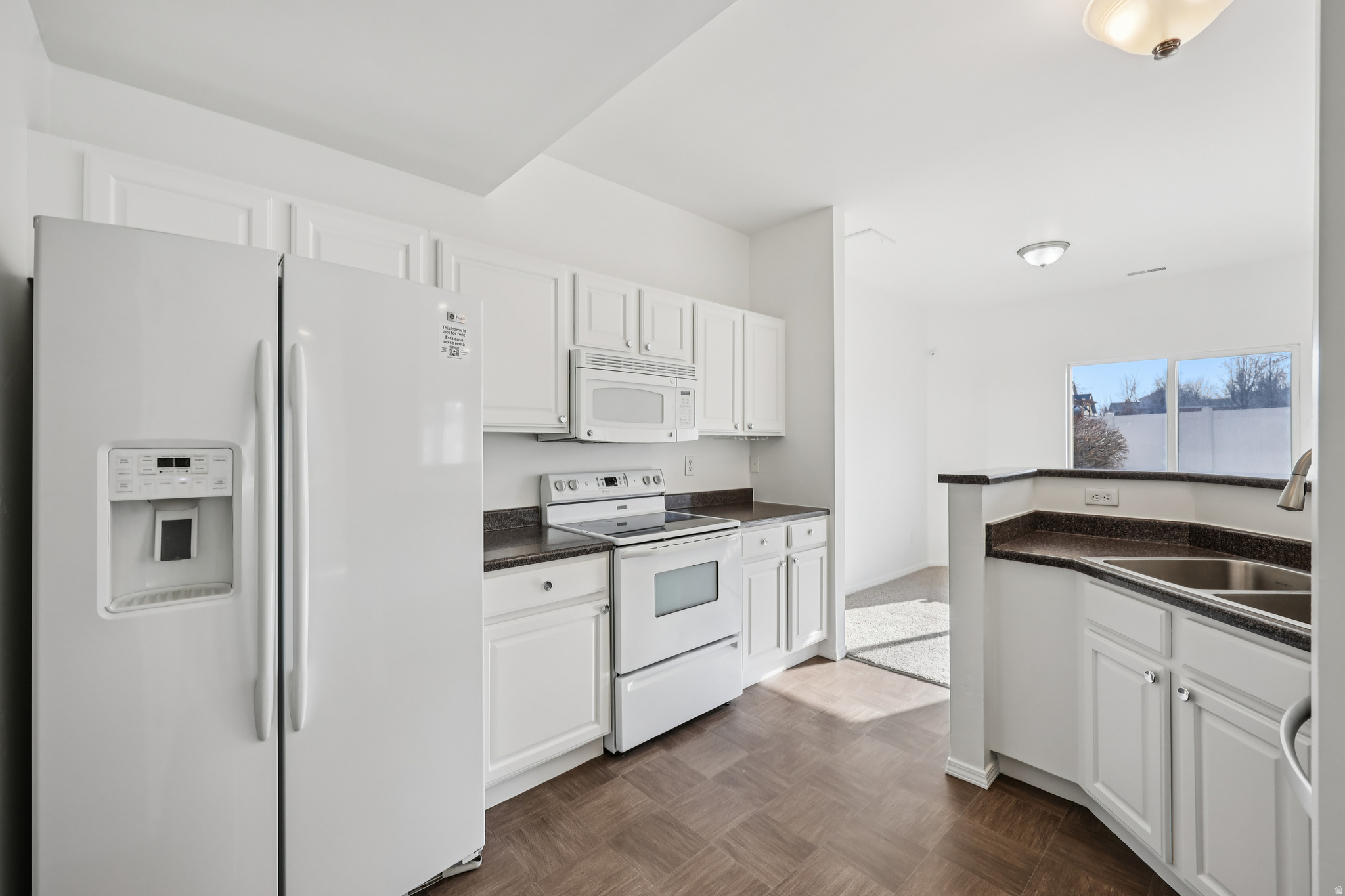 IVY SPRINGS CONDOMINIUM PHASE 4 - Residential